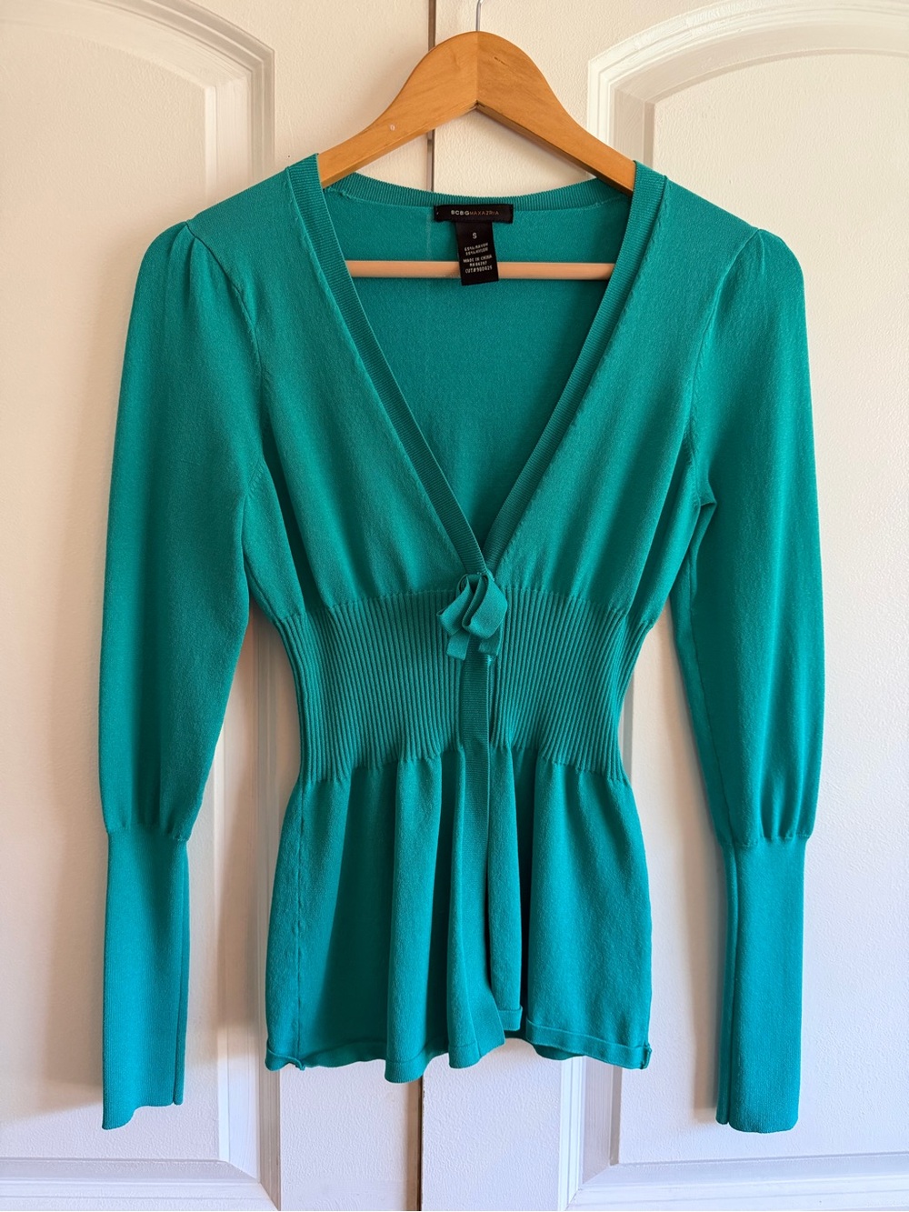 BCBGMaxAzria Teal V-Neck Long Sleeve Peplum Sweater